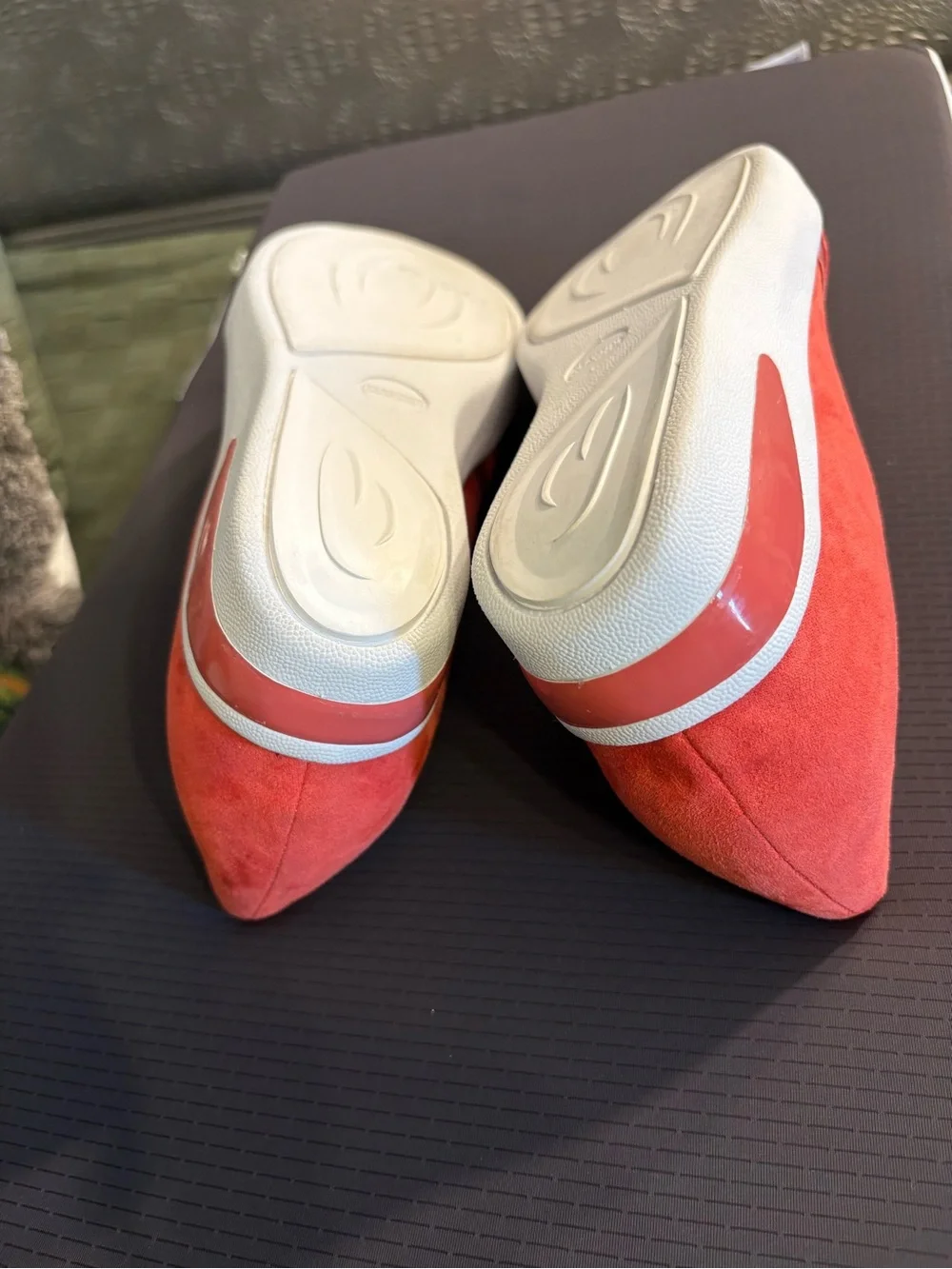 Kenneth Cole Reaction Coral-Red Suede Slip-On Flats